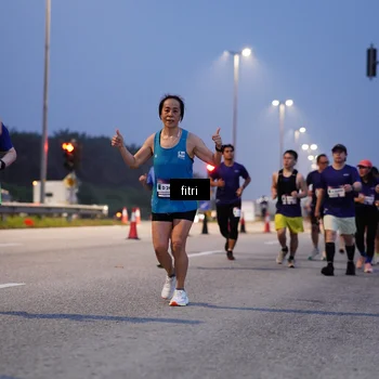 Runner Photo 7445891