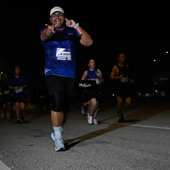 Runner Photo 7445895