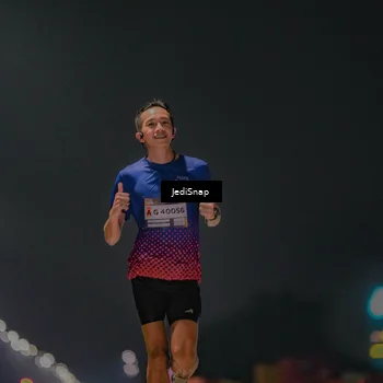 Runner Photo 7445898