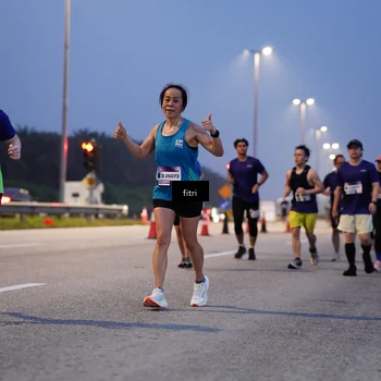 Runner Photo 7445905