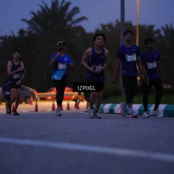 Runner Photo 7445919