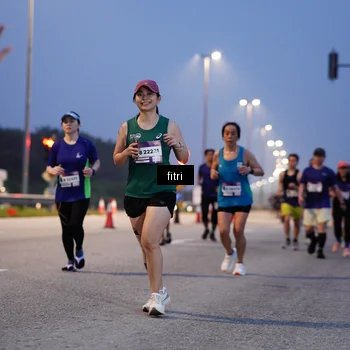 Runner Photo 7445920