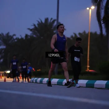 Runner Photo 7445922