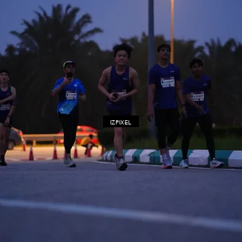 Runner Photo 7445952