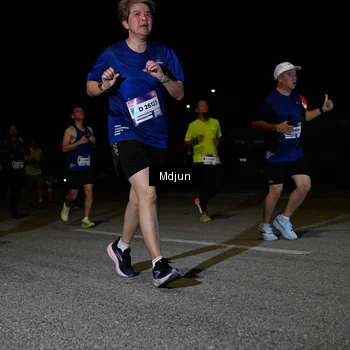 Runner Photo 7445985