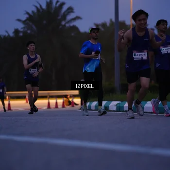 Runner Photo 7445995