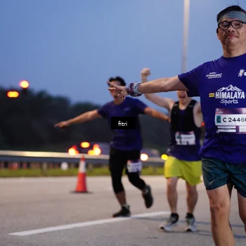 Runner Photo 7445998