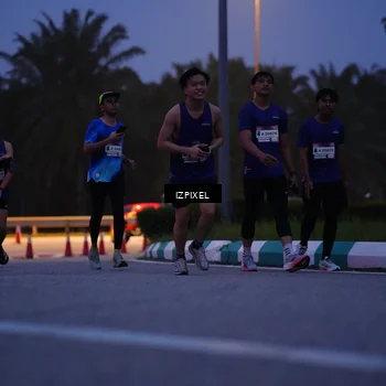 Runner Photo 7446001
