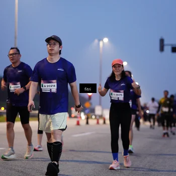 Runner Photo 7446003
