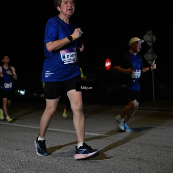 Runner Photo 7446021