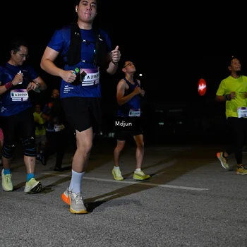 Runner Photo 7446022