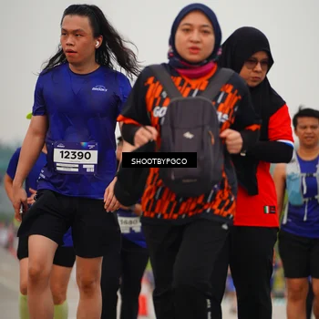 Runner Photo 7446025