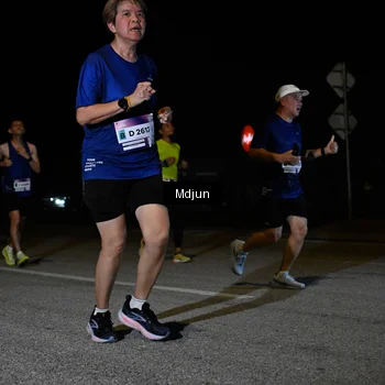Runner Photo 7446029