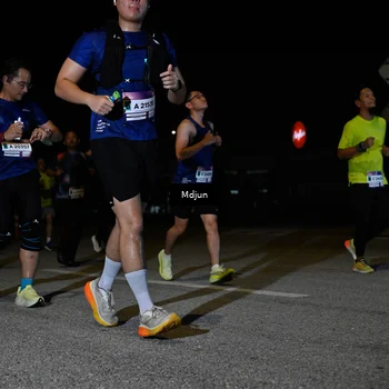 Runner Photo 7446117