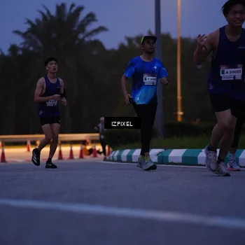 Runner Photo 7446131