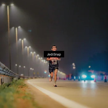 Runner Photo 7446138