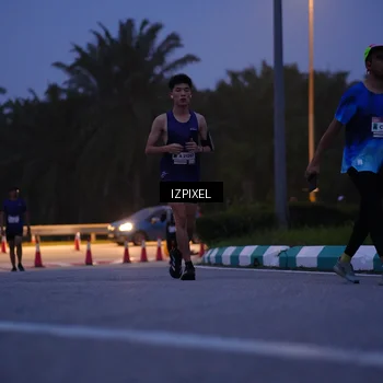 Runner Photo 7446141