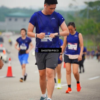 Runner Photo 7446142