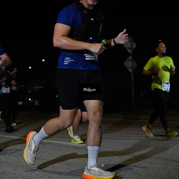 Runner Photo 7446157