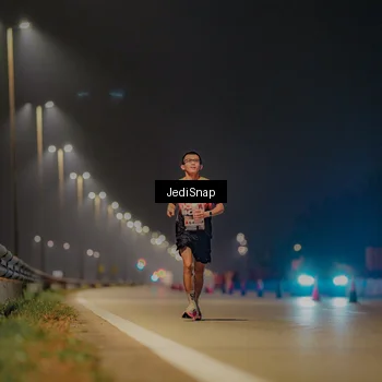 Runner Photo 7446167