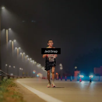 Runner Photo 7446170