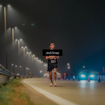 Runner Photo 7446171