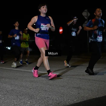 Runner Photo 7446175
