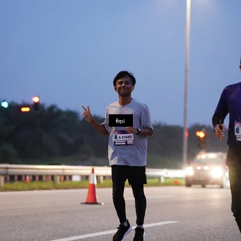 Runner Photo 7446181