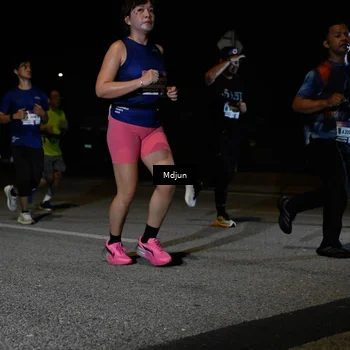 Runner Photo 7446189