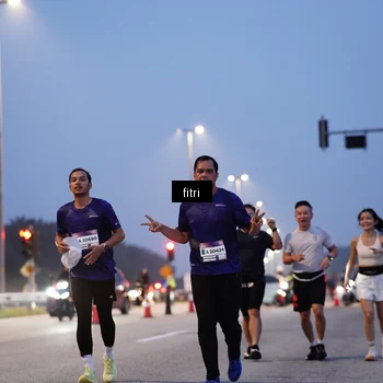Runner Photo 7446197