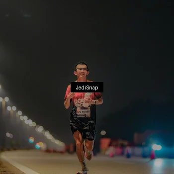 Runner Photo 7446200
