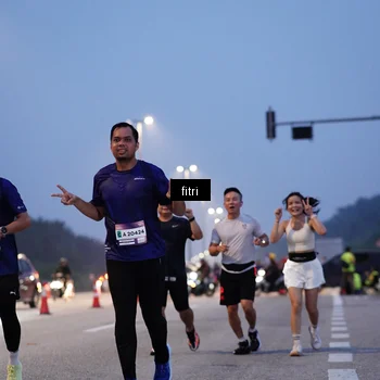 Runner Photo 7446201