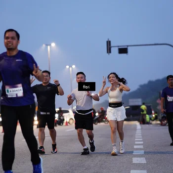 Runner Photo 7446202