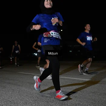 Runner Photo 7446219