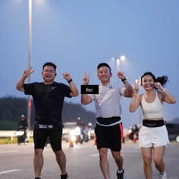 Runner Photo 7446235