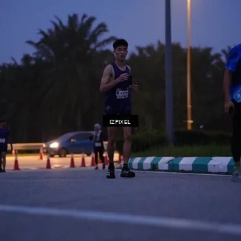 Runner Photo 7446245