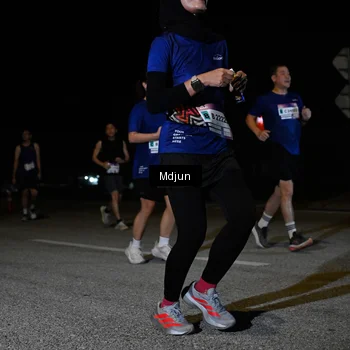Runner Photo 7446268