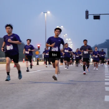 Runner Photo 7446270