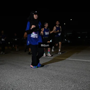Runner Photo 7446271