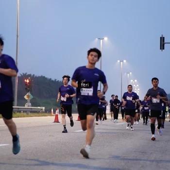Runner Photo 7446282