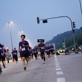 Runner Photo 7446287
