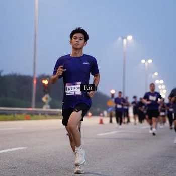 Runner Photo 7446289