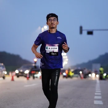 Runner Photo 7446290