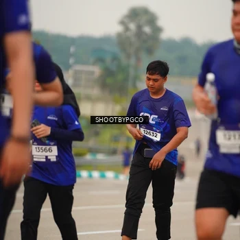 Runner Photo 7446292