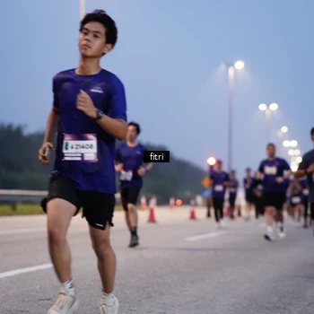 Runner Photo 7446294