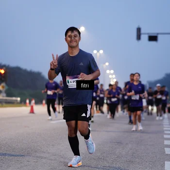 Runner Photo 7446336