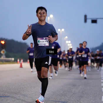 Runner Photo 7446337