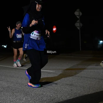 Runner Photo 7446342