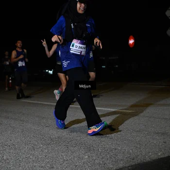 Runner Photo 7446345
