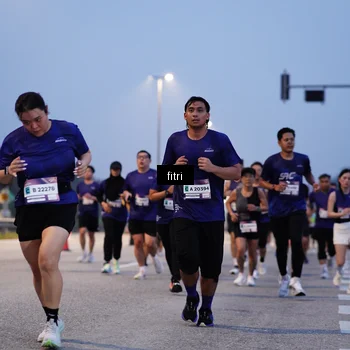 Runner Photo 7446423